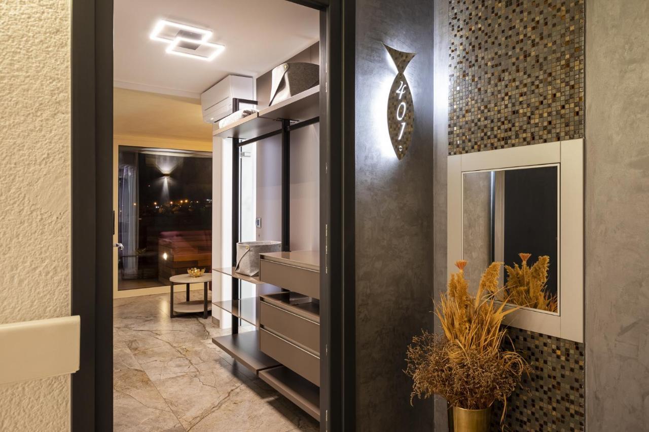 Hotel Porec Bagian luar foto