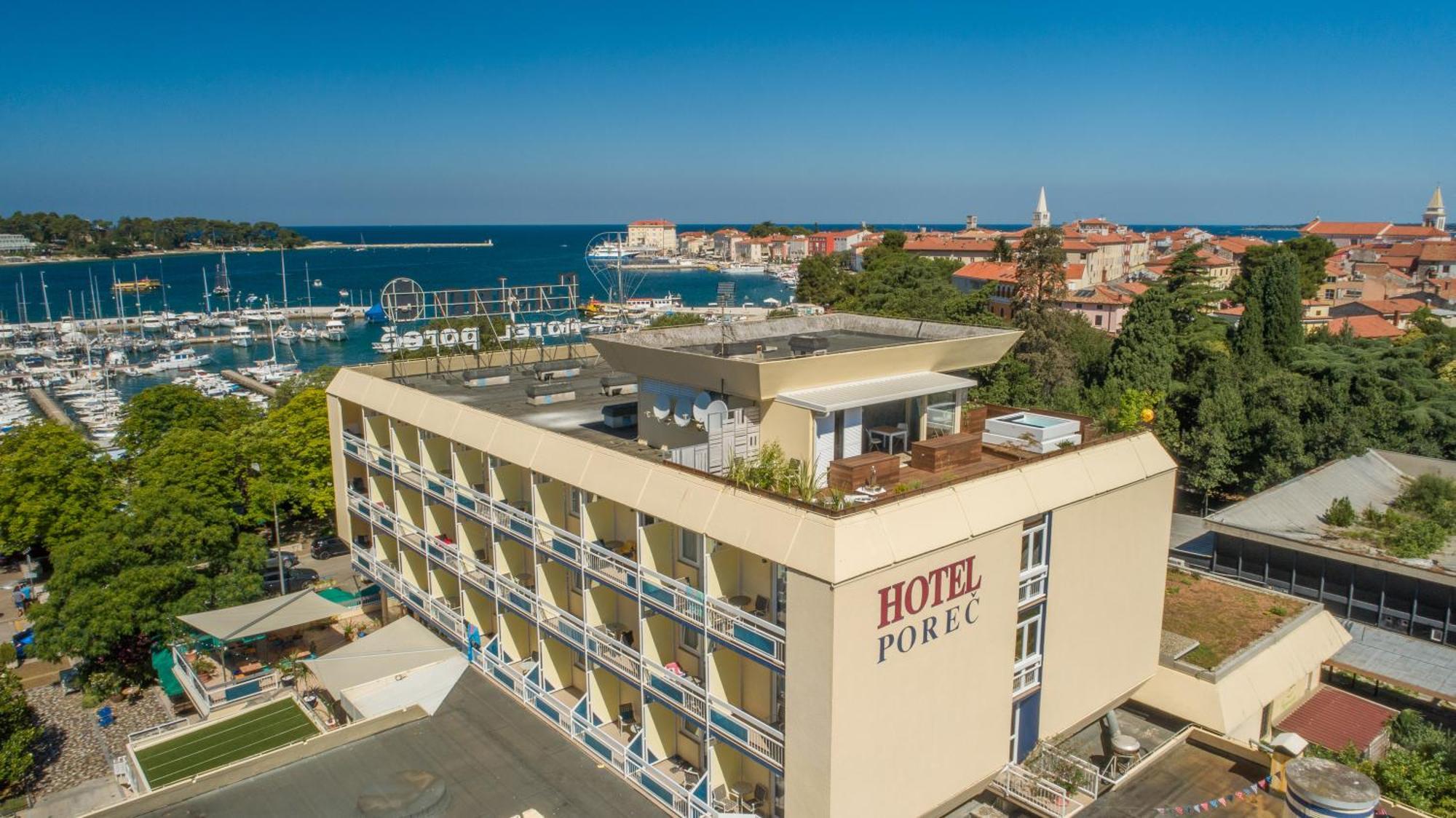 Hotel Porec Bagian luar foto