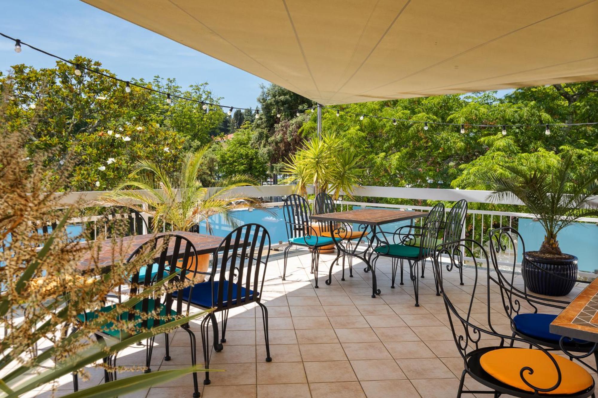 Hotel Porec Bagian luar foto