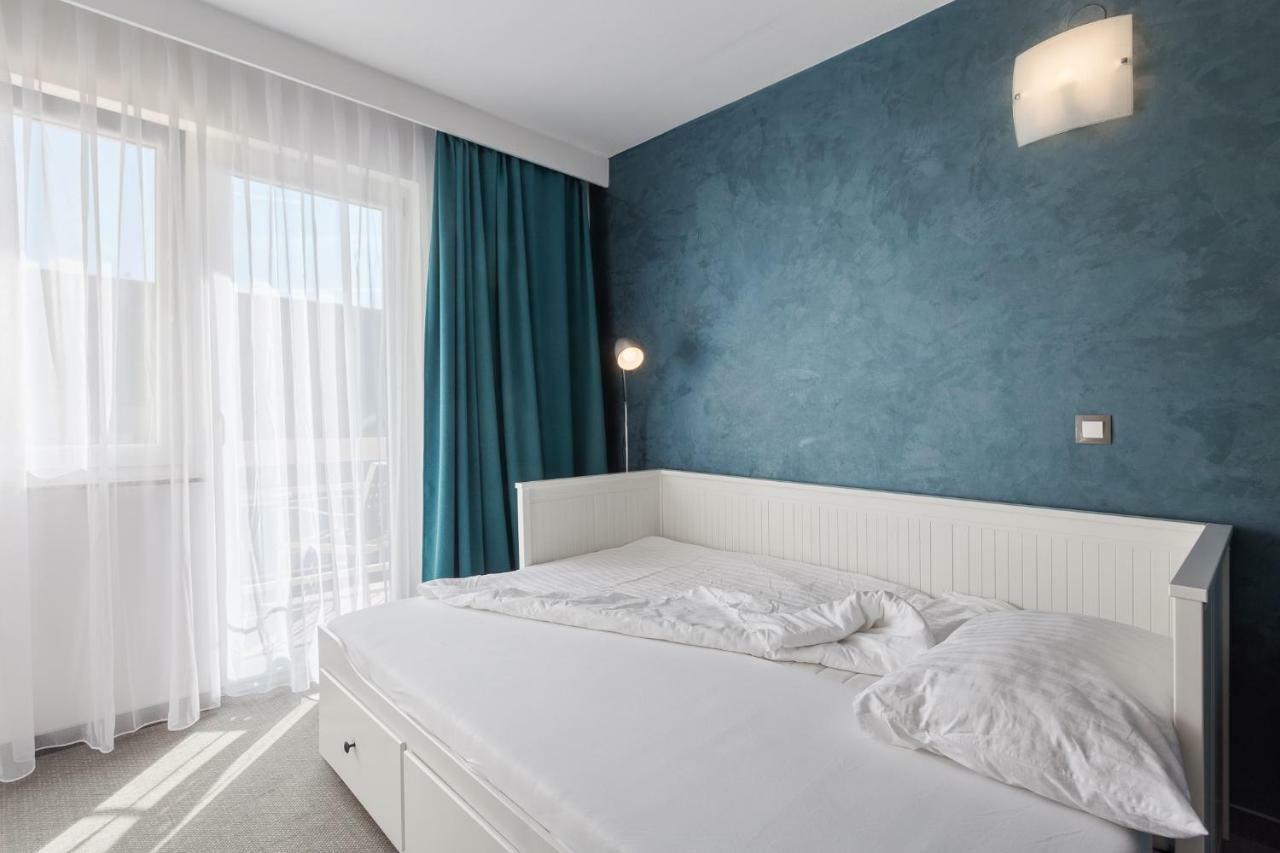 Hotel Porec Bagian luar foto